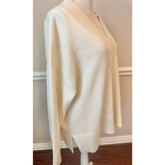 REISS SEREN OVERSIZED WOOL CASHMERE V-NECK JUMPER IN IVORY SIZE LARGE - Picture 4 of 11
